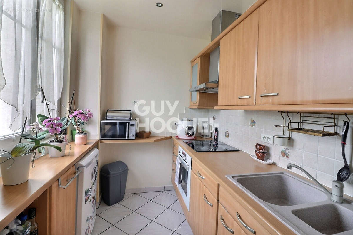 Appartement à AUBERVILLIERS