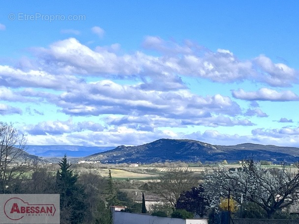 Terrain à BARJAC