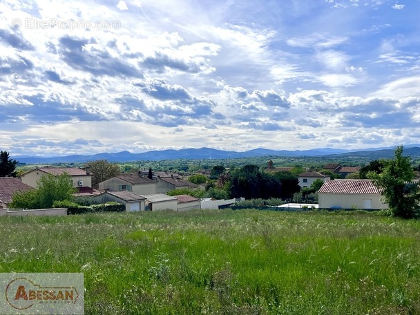 Terrain à BARJAC