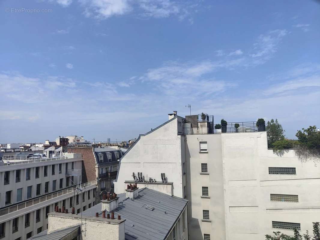 Appartement à PARIS-18E