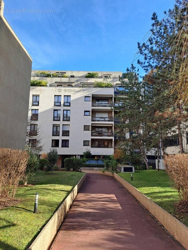 Appartement à BOULOGNE-BILLANCOURT