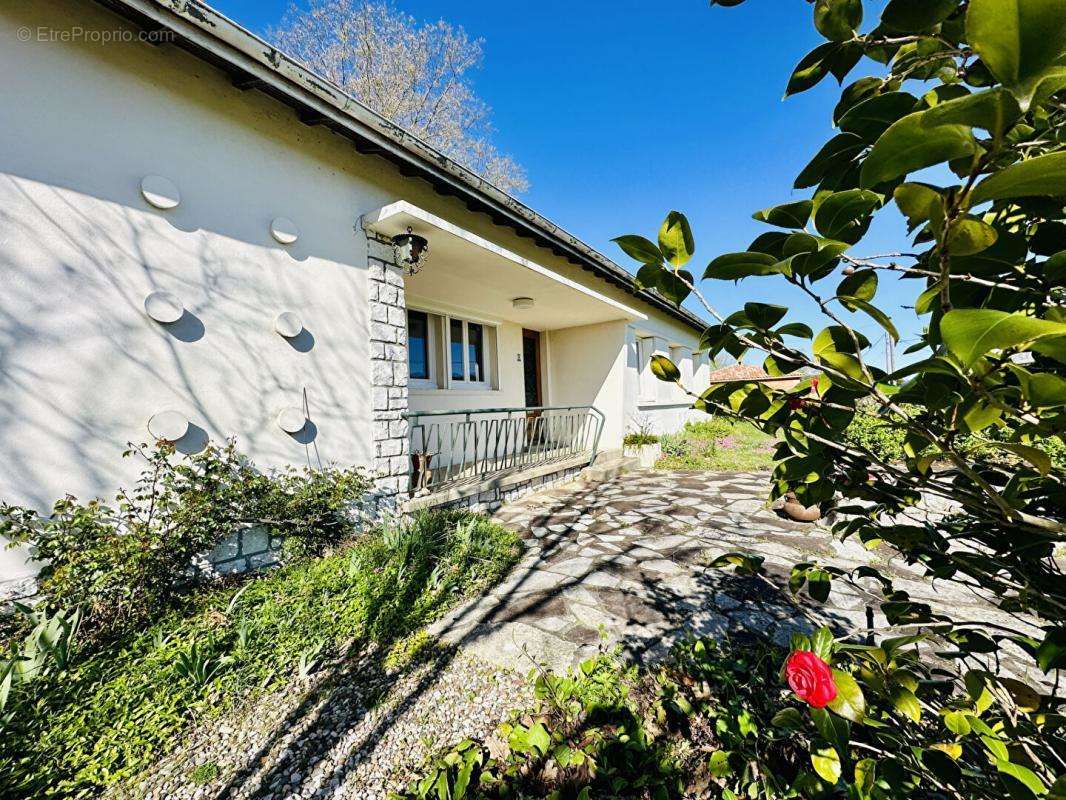 Maison à SAINT-SYLVESTRE-SUR-LOT