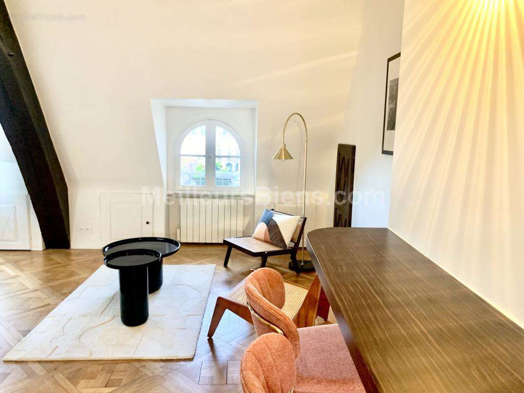 Appartement à PARIS-4E