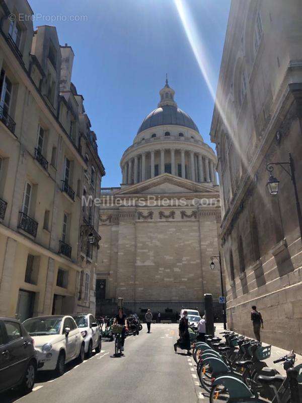 Appartement à PARIS-5E