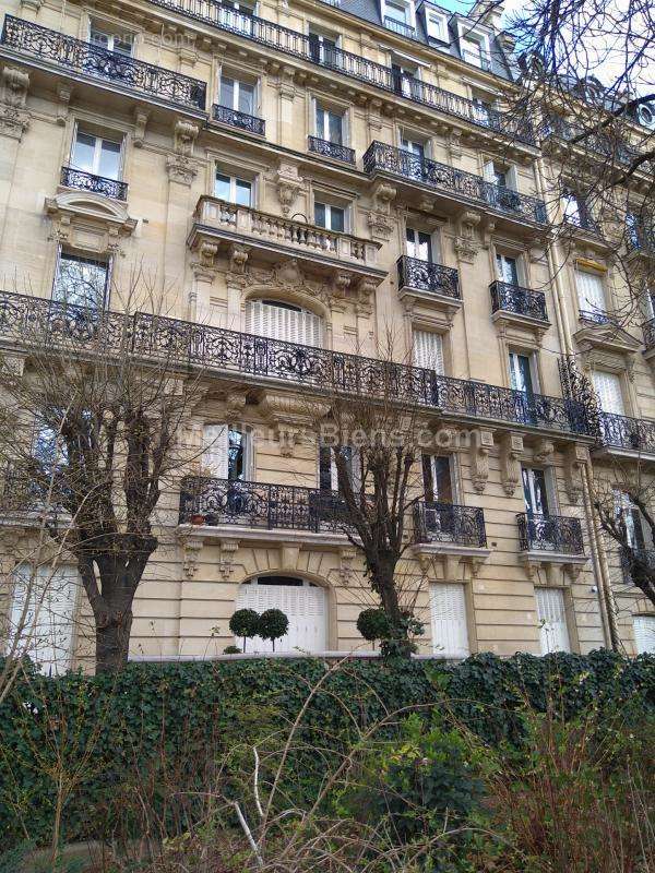 Appartement à PARIS-7E