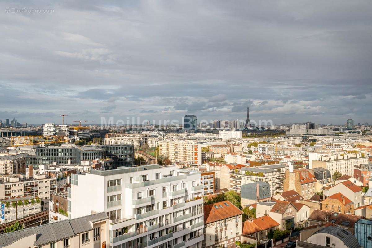 Appartement à ISSY-LES-MOULINEAUX