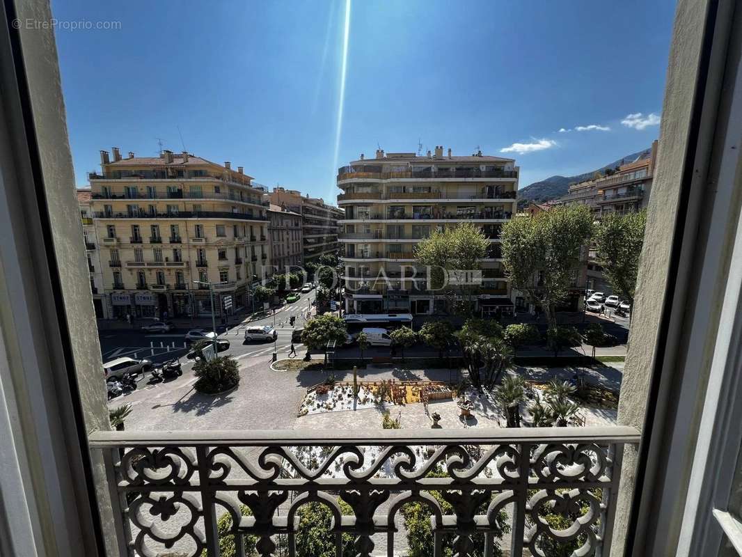 Appartement à MENTON