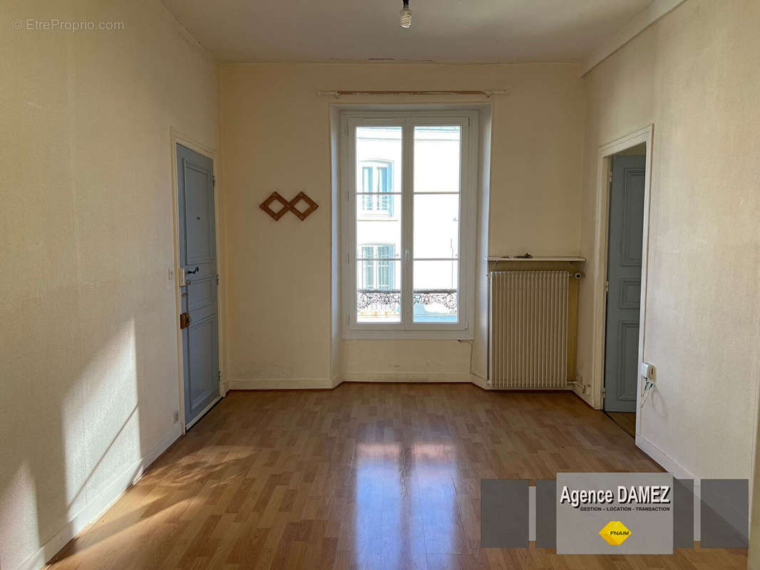 Appartement à DOURDAN