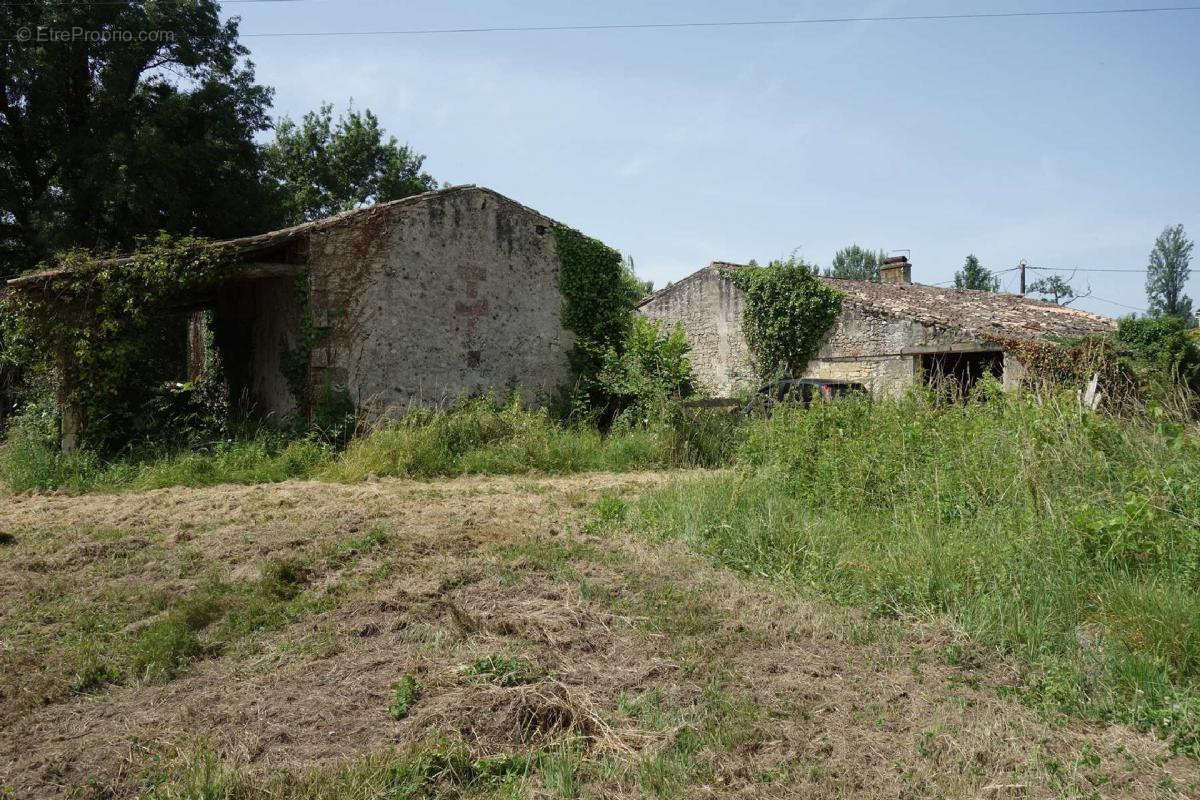 Maison à CEZAC