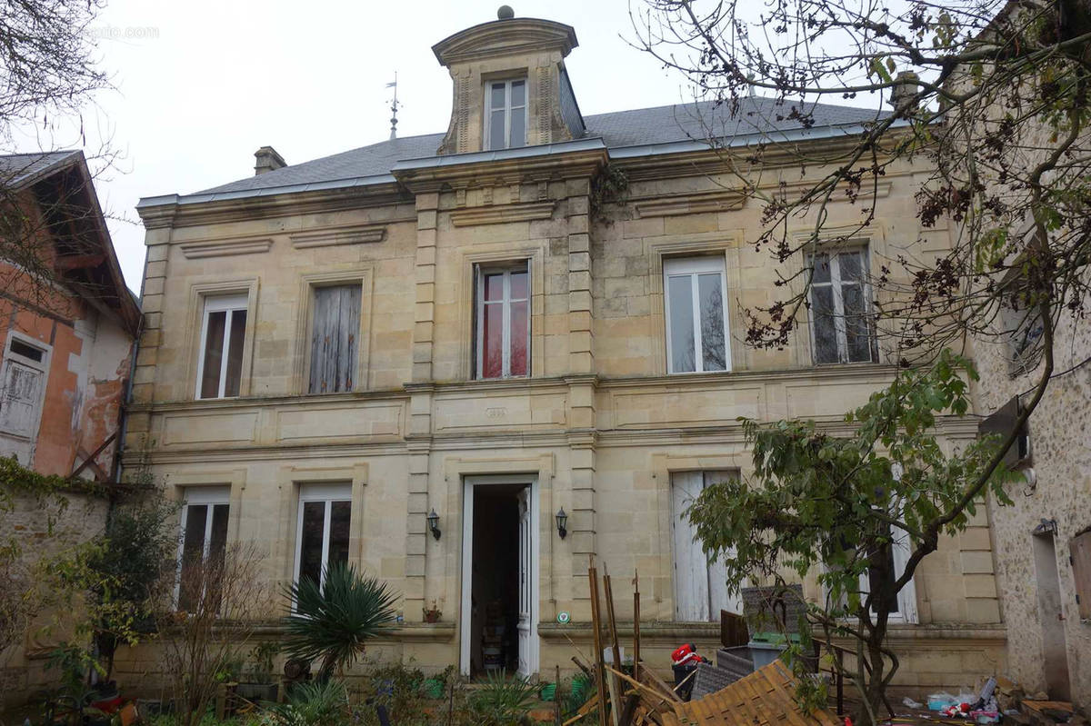 Maison à BLAYE