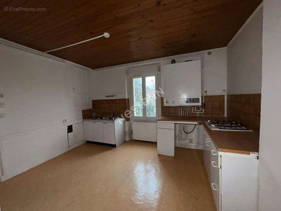 Appartement à LUZARCHES