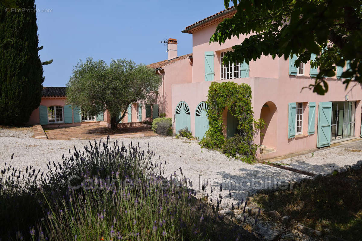 Maison à SANARY-SUR-MER