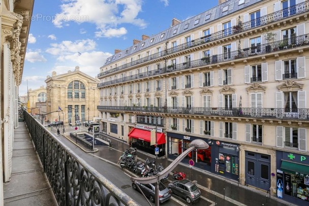 Appartement à PARIS-10E