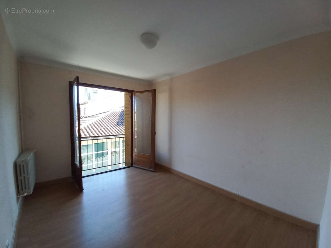 Appartement à TRIE-SUR-BAISE