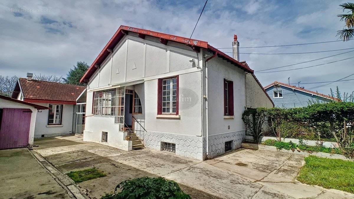 Maison à TARBES