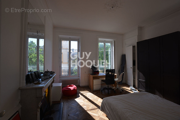 Appartement à LYON-1E