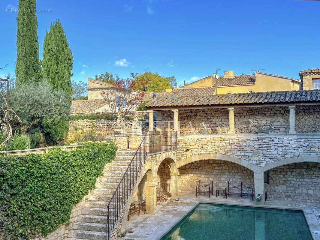 Maison à UZES