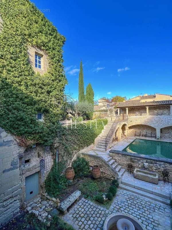 Maison à UZES