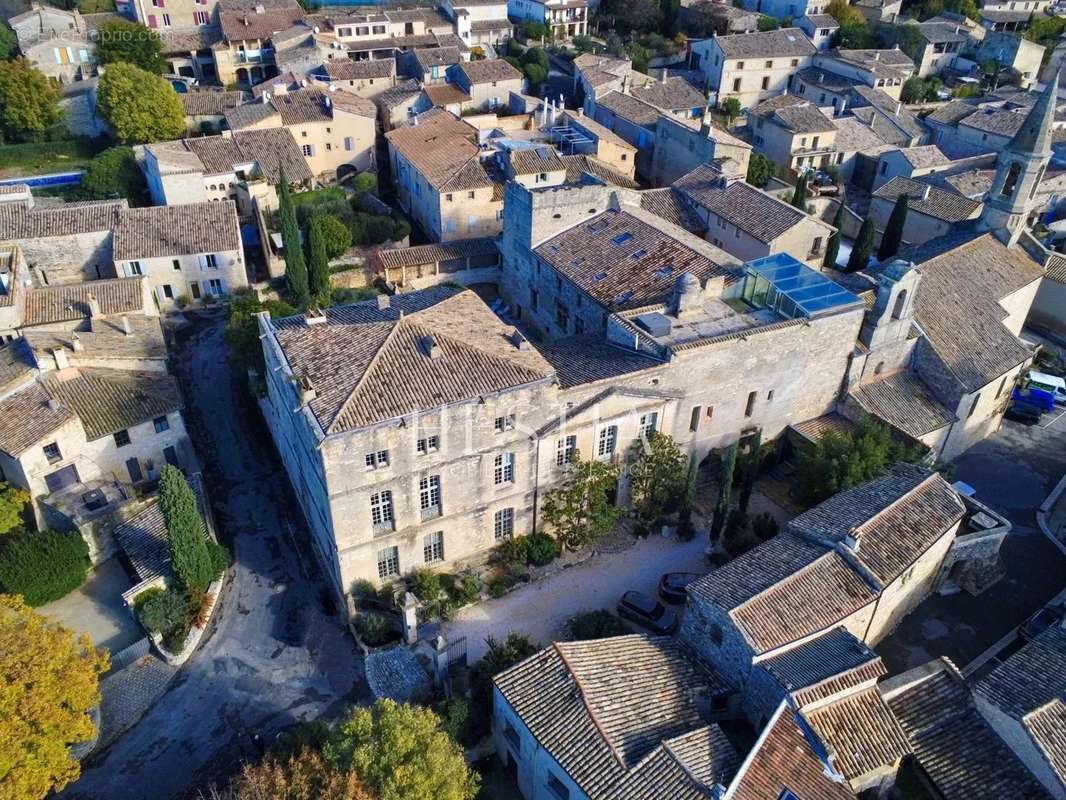 Maison à UZES