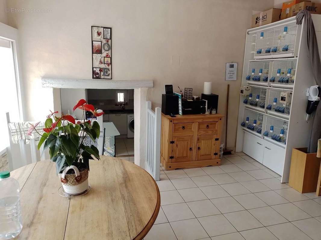 Appartement à NANS-LES-PINS