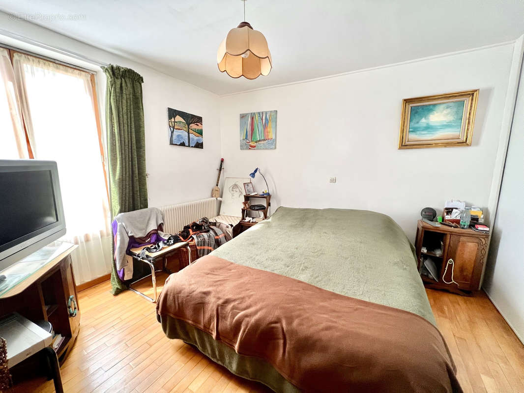 Appartement à PARIS-10E