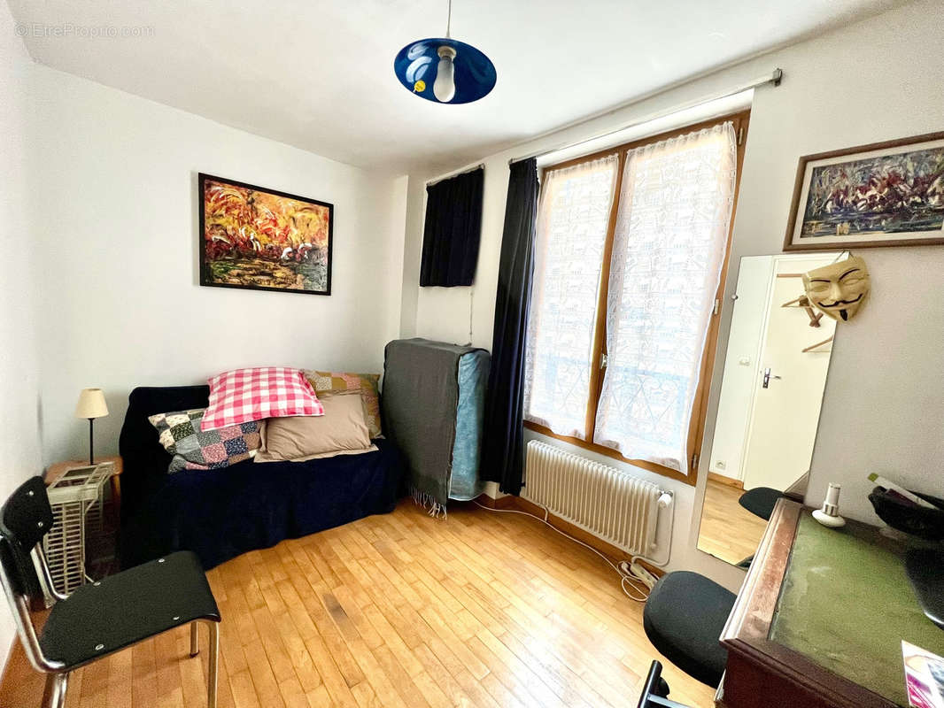 Appartement à PARIS-10E