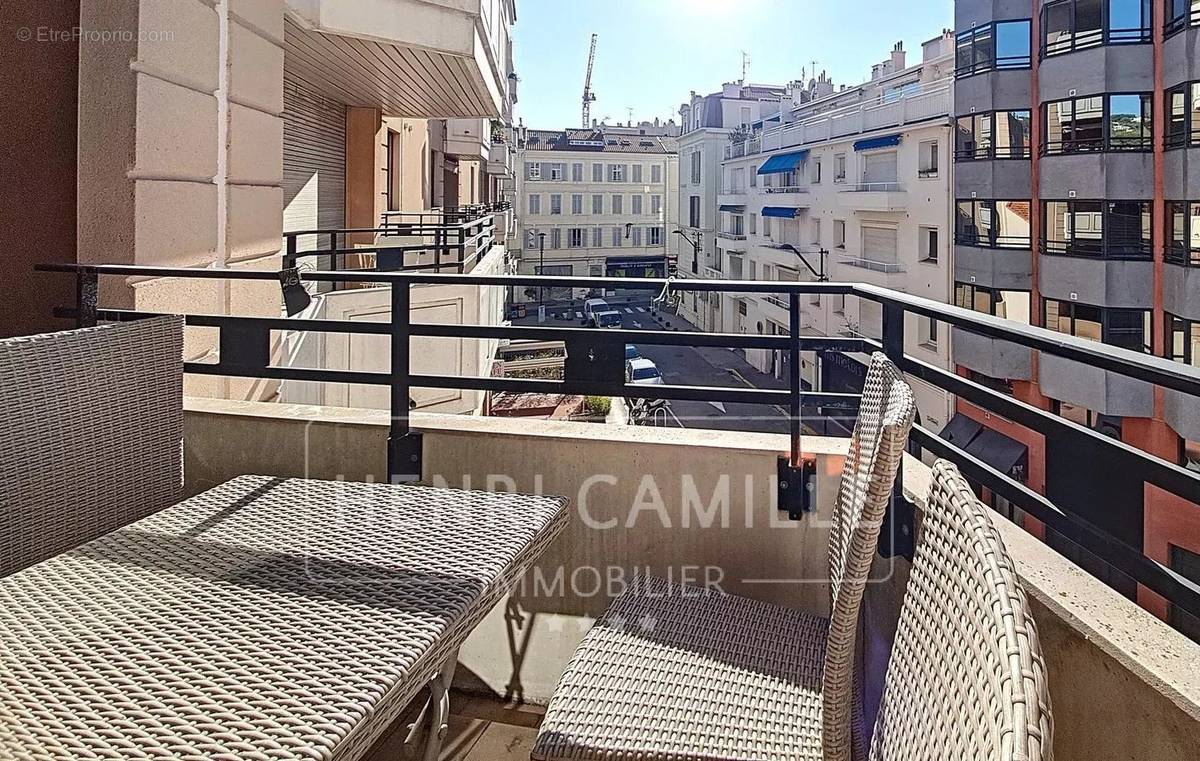 Appartement à CANNES