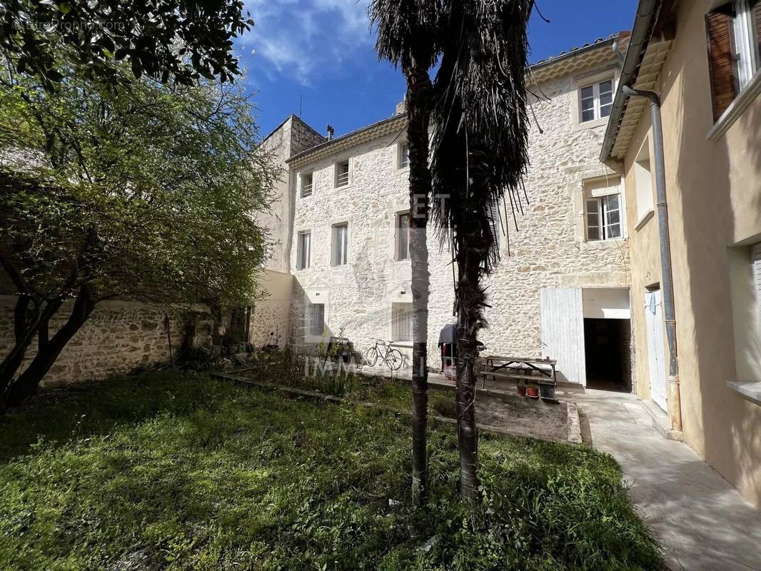 Appartement à BOLLENE