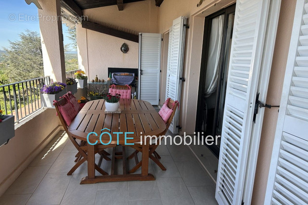 Appartement à VILLENEUVE-LOUBET