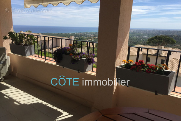 Appartement à VILLENEUVE-LOUBET