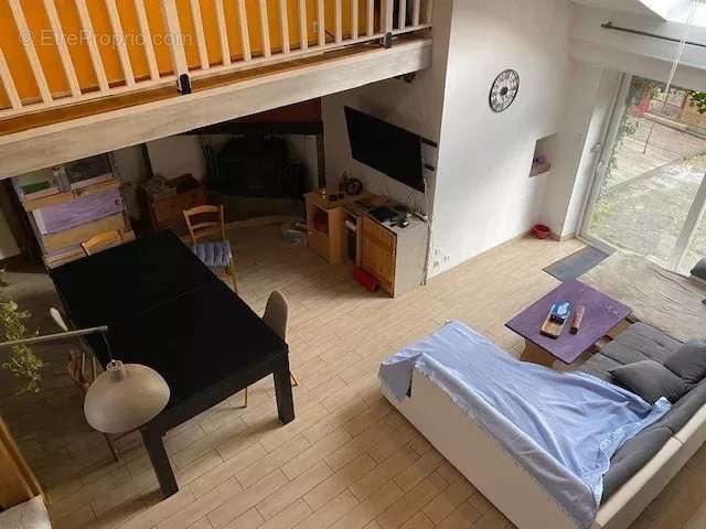 Appartement à EGUZON-CHANTOME