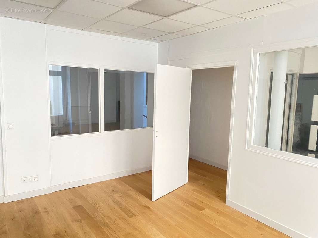 Appartement à PARIS-9E