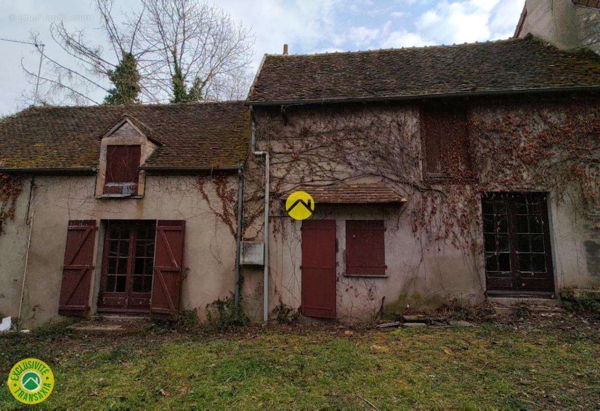 Maison à LE CHATELET