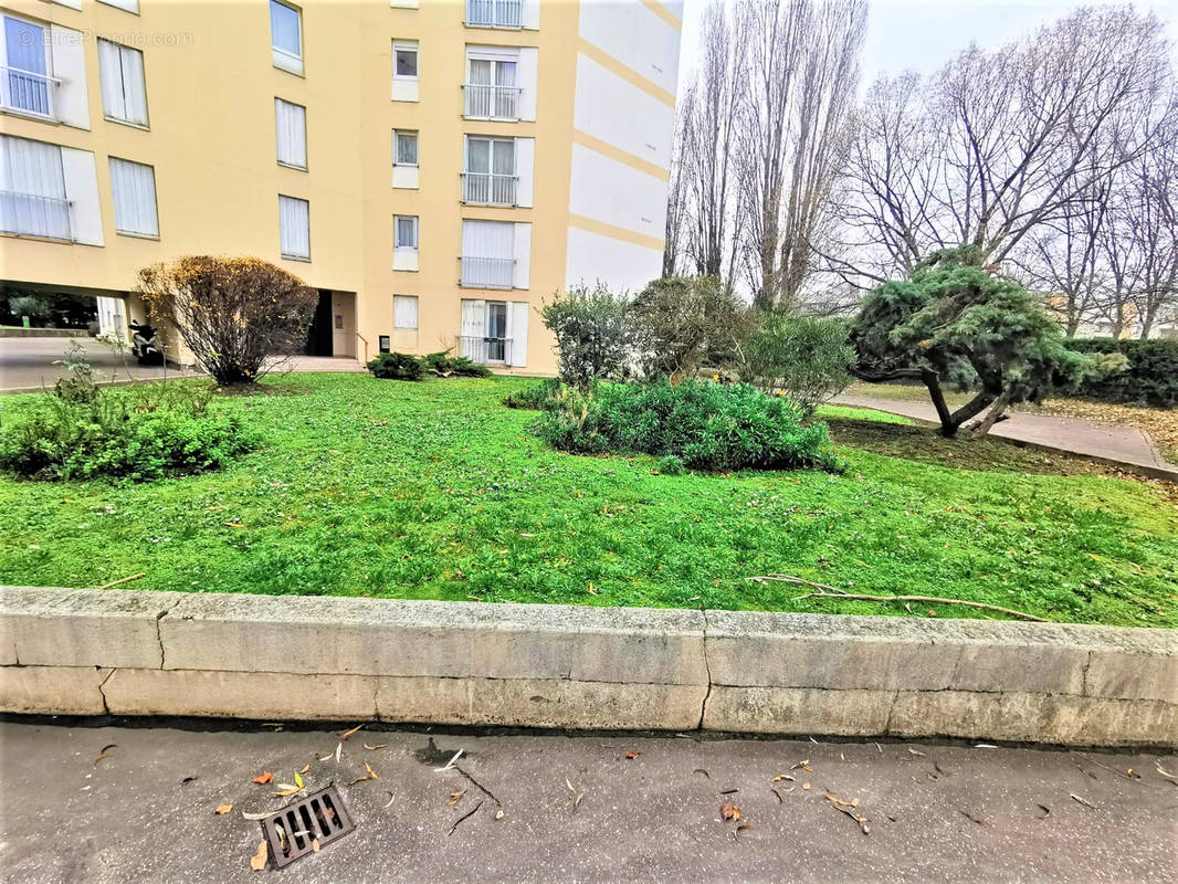 Appartement à SAINT-DENIS