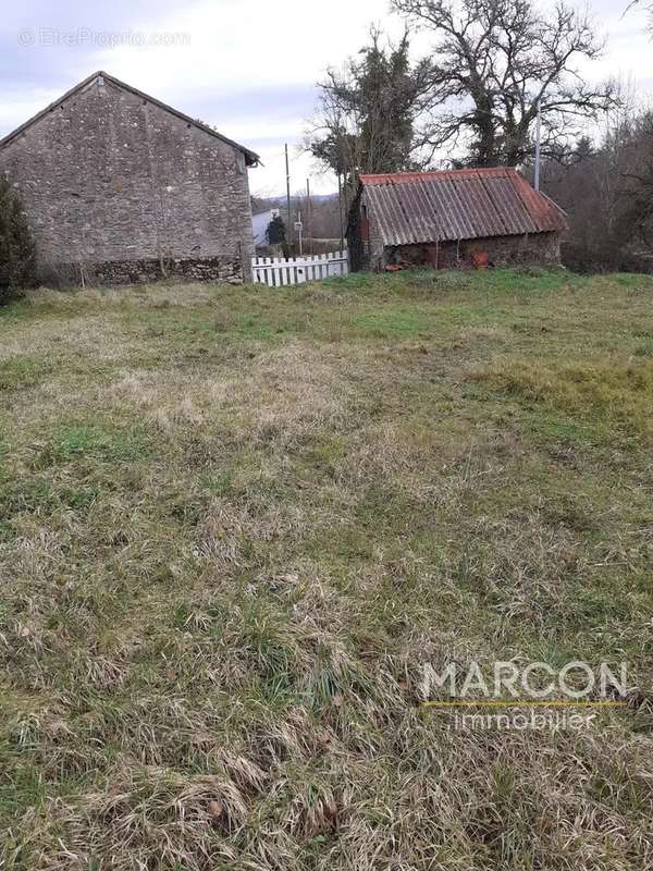 Maison à LADAPEYRE