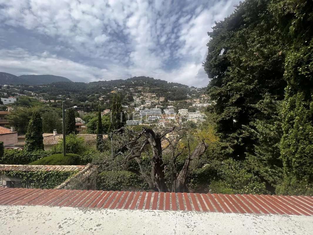 Appartement à ROQUEBRUNE-CAP-MARTIN