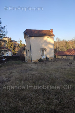 Maison à GOURDON