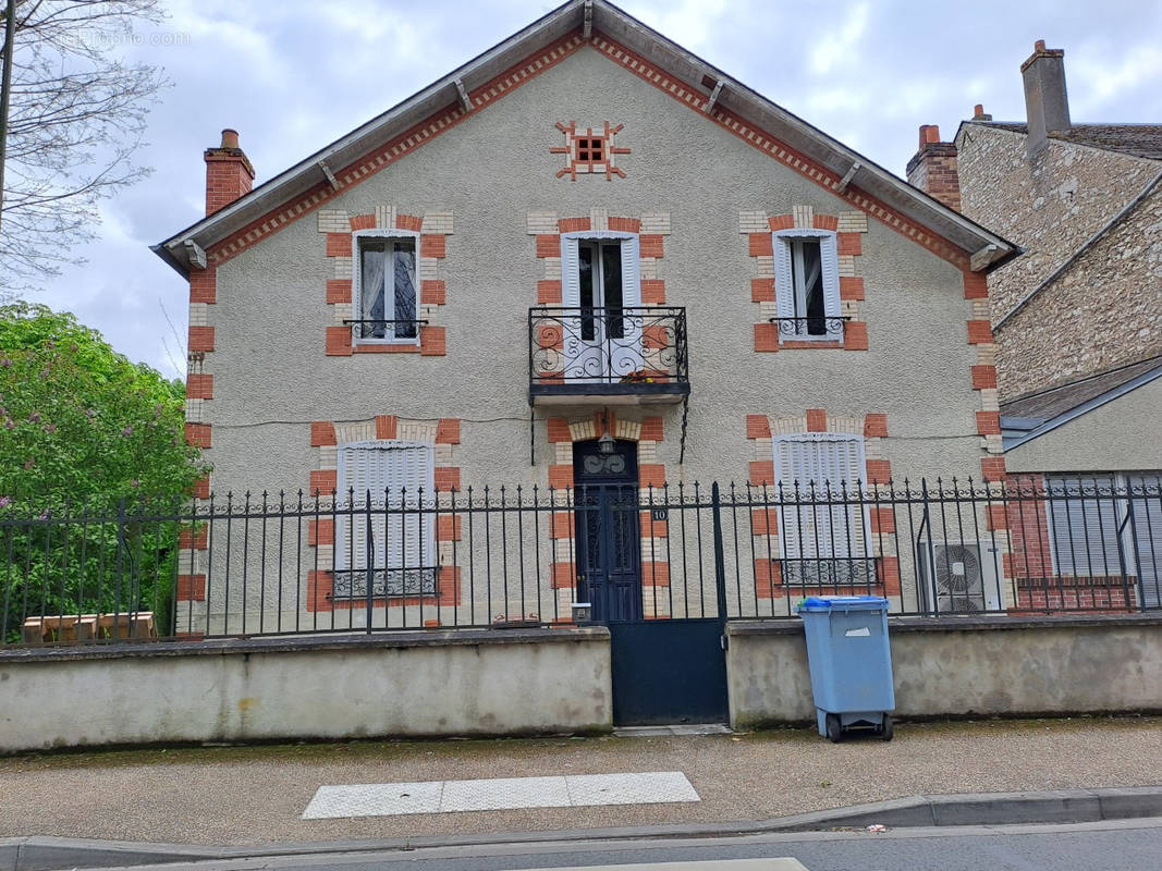 Appartement à DOURDAN