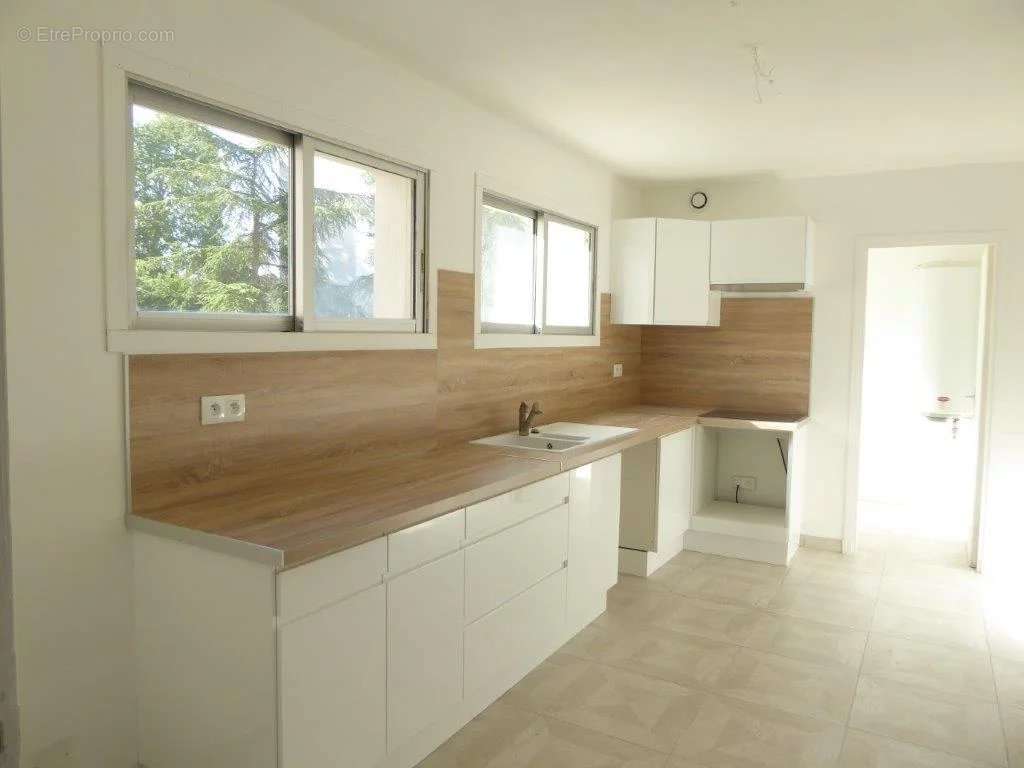 Appartement à MONTELIMAR