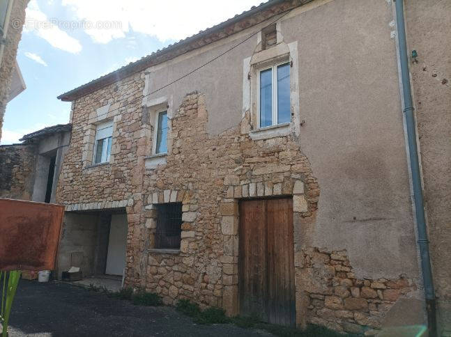 Maison à MONSEMPRON-LIBOS