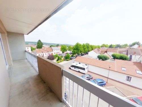 Appartement à SAINT-AMAND-MONTROND