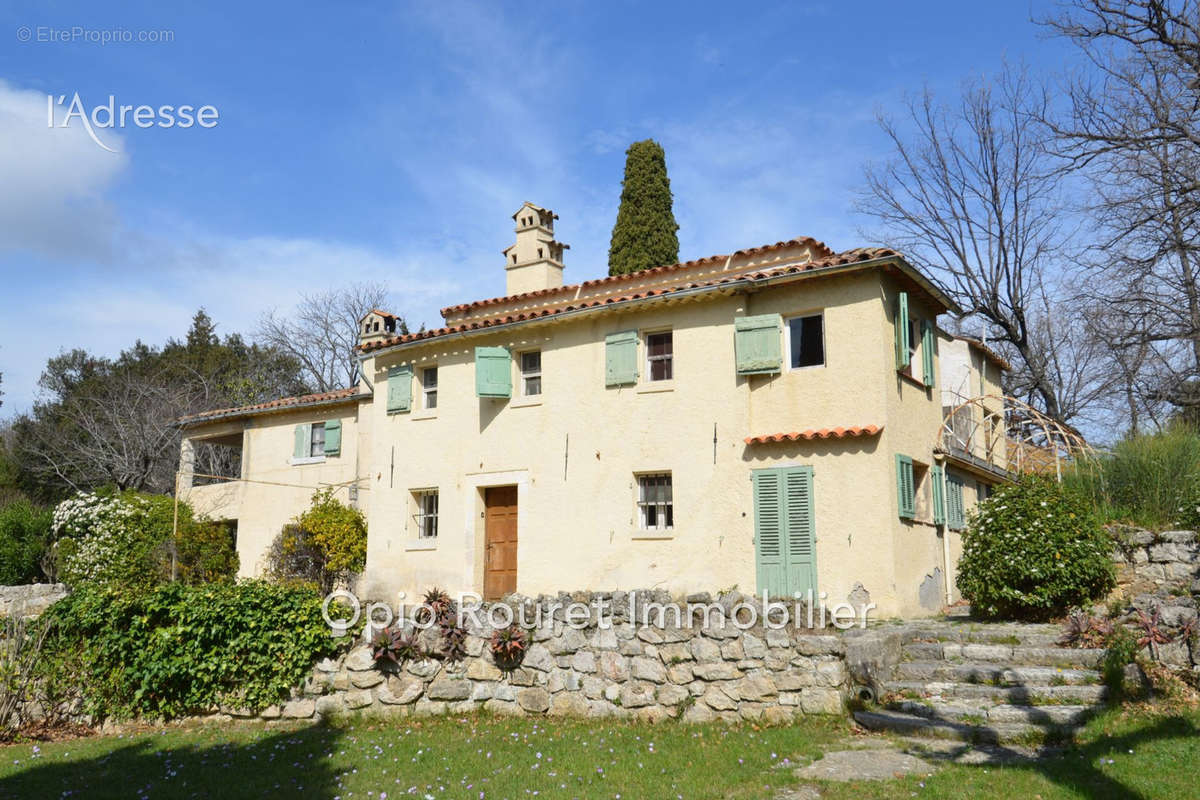 Maison à LE ROURET