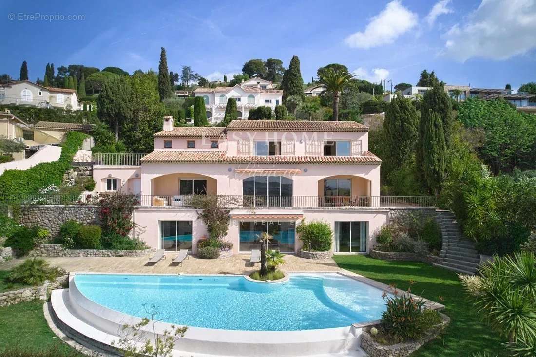 Maison à MOUGINS