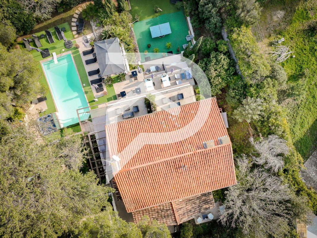 Maison à FREJUS