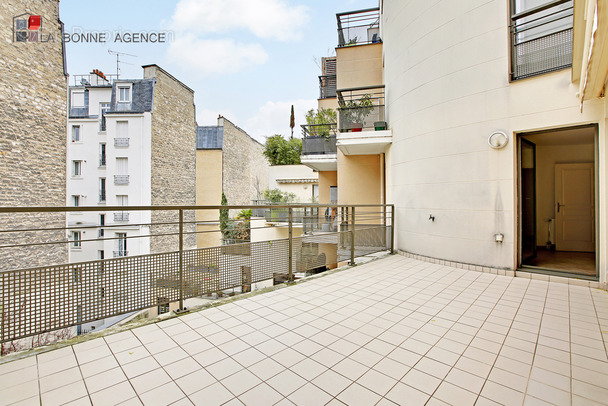 Appartement à PARIS-15E