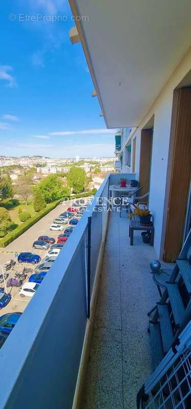 Appartement à MARSEILLE-9E