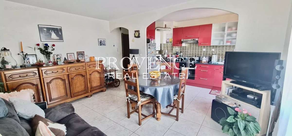 Appartement à MARSEILLE-9E