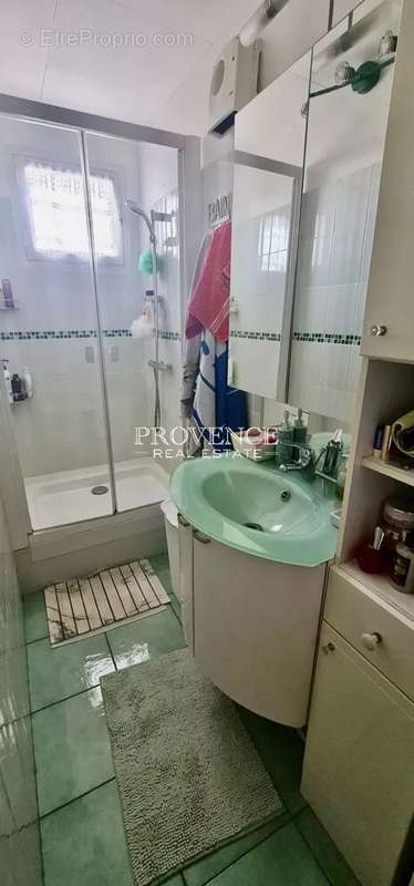 Appartement à MARSEILLE-9E