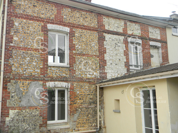 Maison à PERRIERS-SUR-ANDELLE