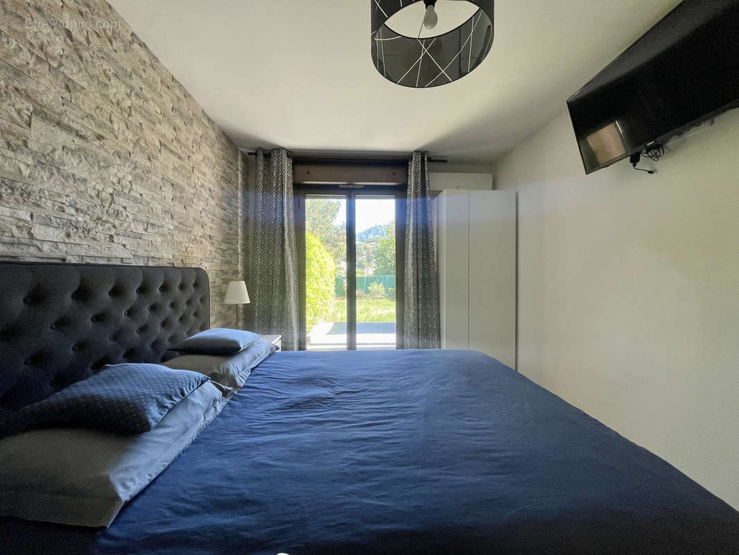 Appartement à ROQUEBRUNE-CAP-MARTIN